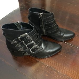 steve madden billey bootie
